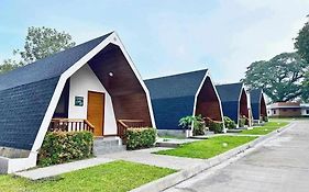 Aurora Villas And Cabin Resort